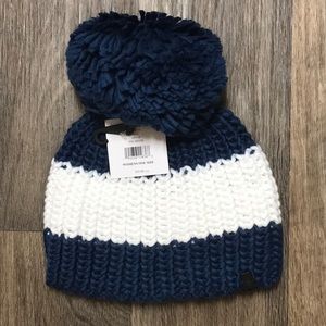 NWT Spyder Twisty Beanie Winter Knit Hat